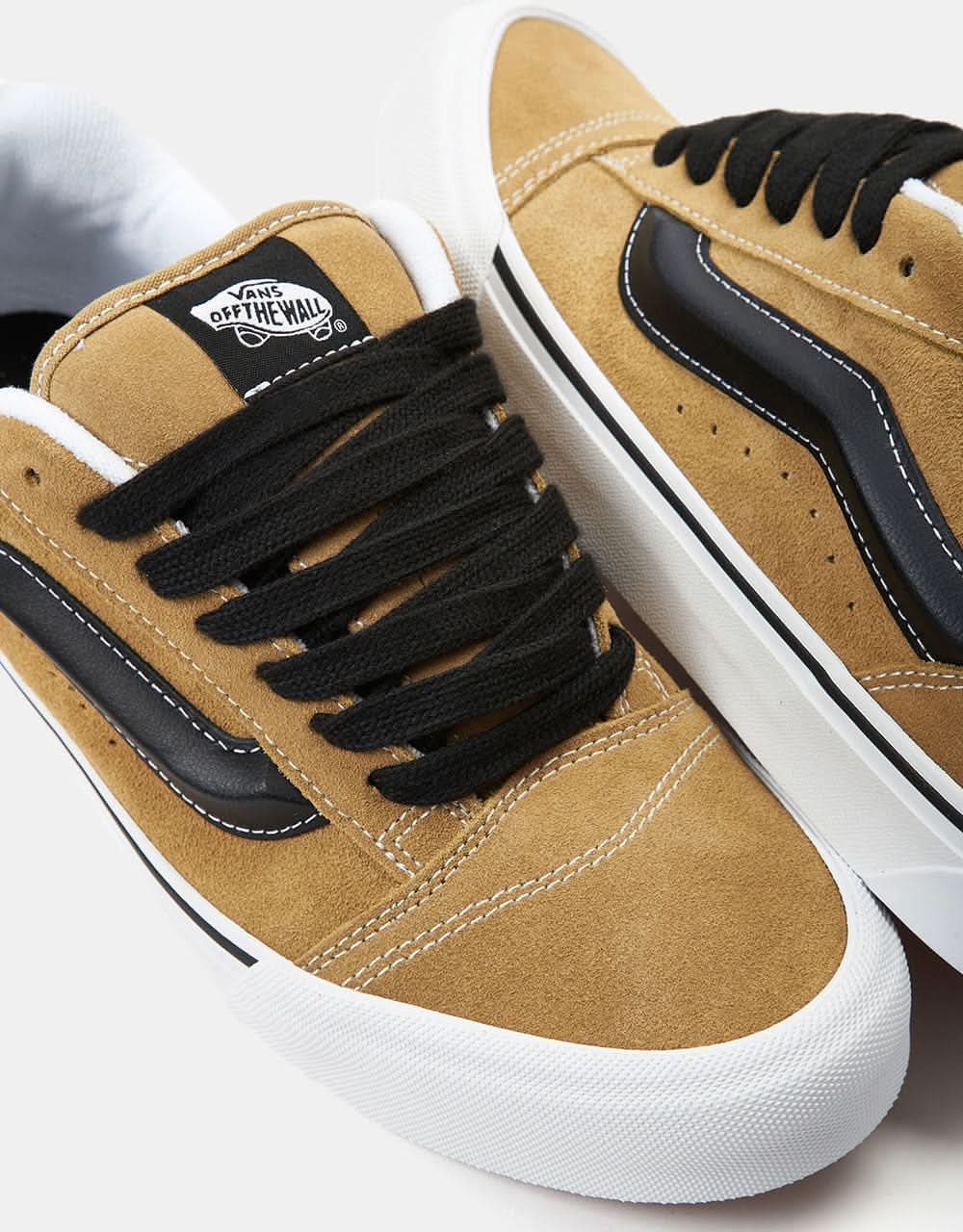 Vans Knu Skool Skate Shoes - Suede Antelope