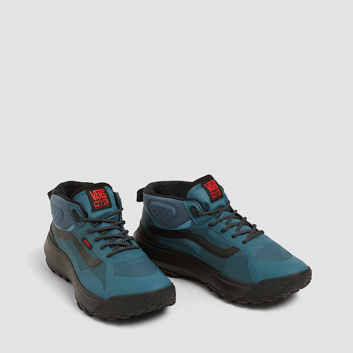Vans MTE Crosspath Mid Top Shoes - Blue